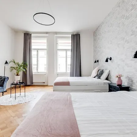 Cool & Charming In Center - Lub5 * Praga