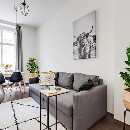Cool & Charming In Center - Lub5 Apartment *