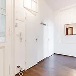 Apartment Cool & Charming In Center - Lub5