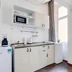 Apartment Cool & Charming In Center - Lub5 *
