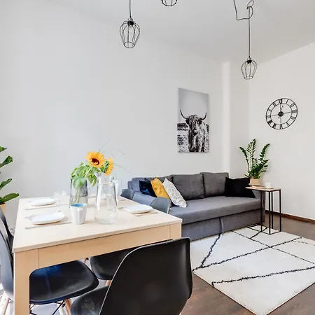 Cool & Charming In Center - Lub5 Praga
