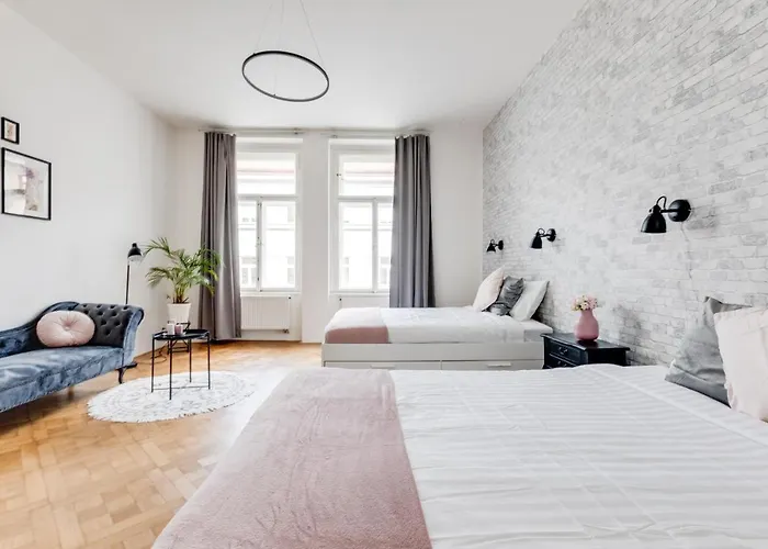 Cool & Charming In Center - Lub5 * Praga